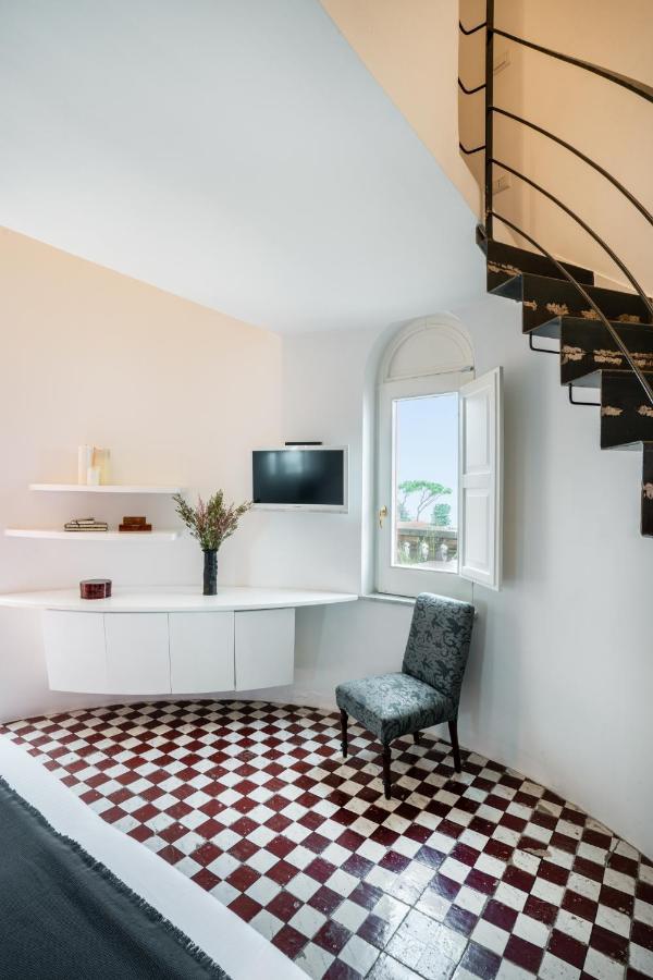 Double/Twin Room - Split Level with Sea View