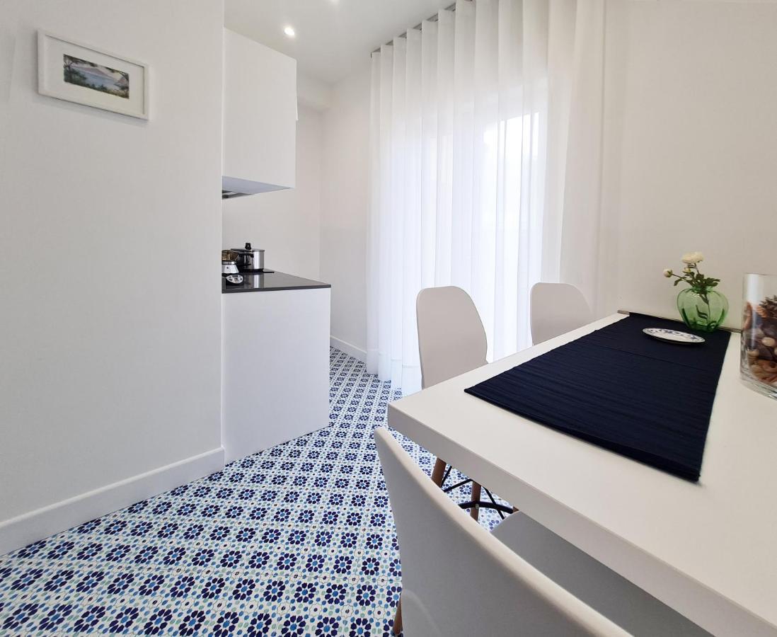 Deluxe Double or Twin Room Balcony,1329330953:JPEG