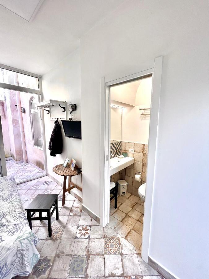 Deluxe Room,1328443406:JPEG