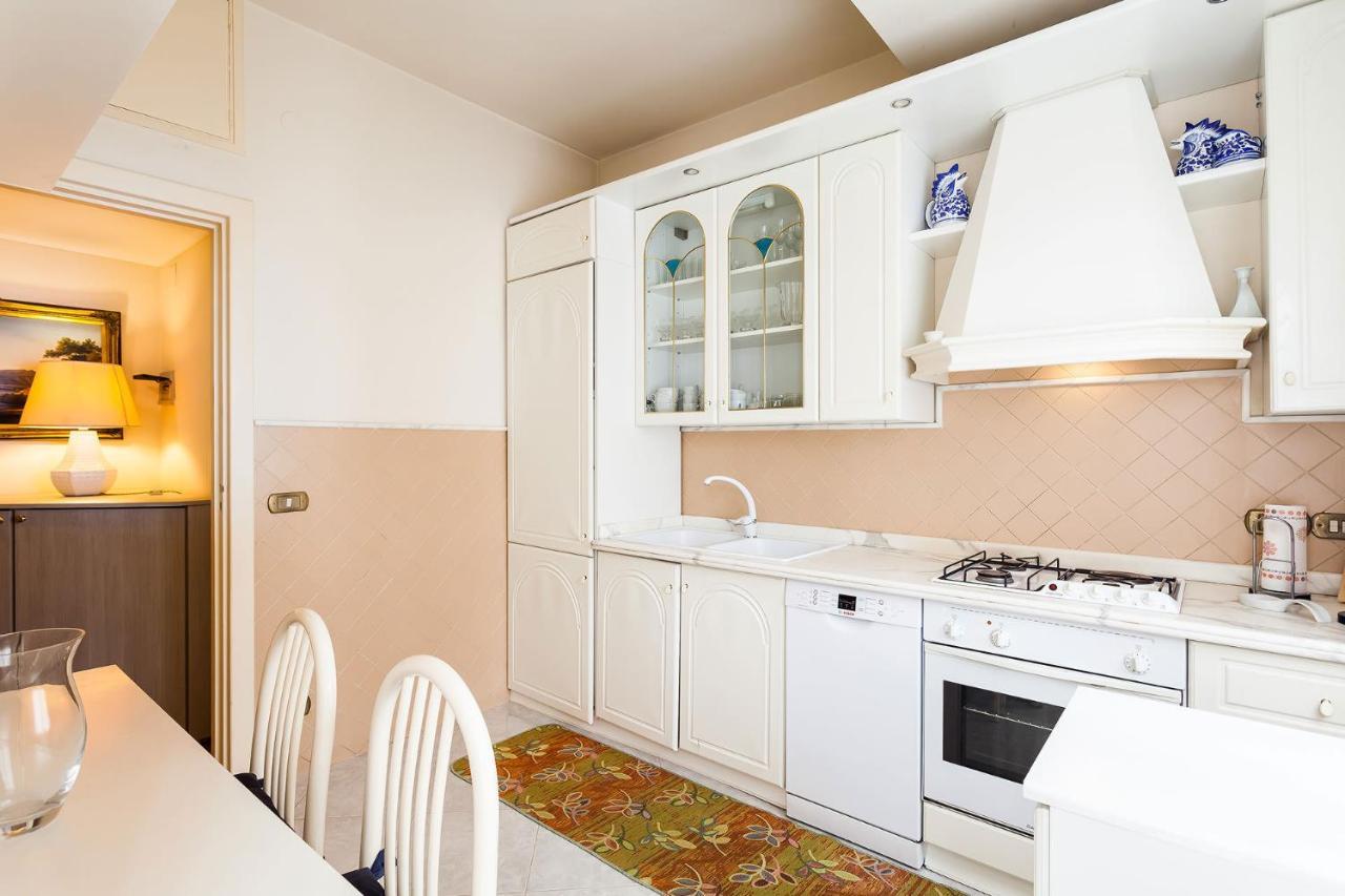 Two-Bedroom Apartment,1348092263:JPEG