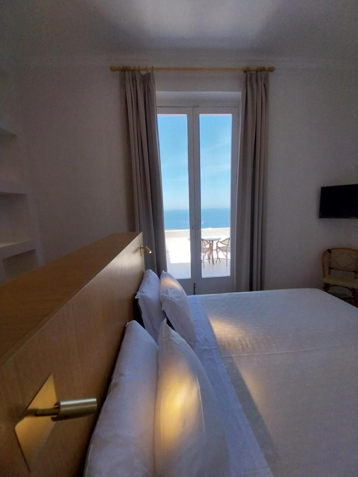 Luxe Kamer met 1 of 2 Bedden en Balkon
