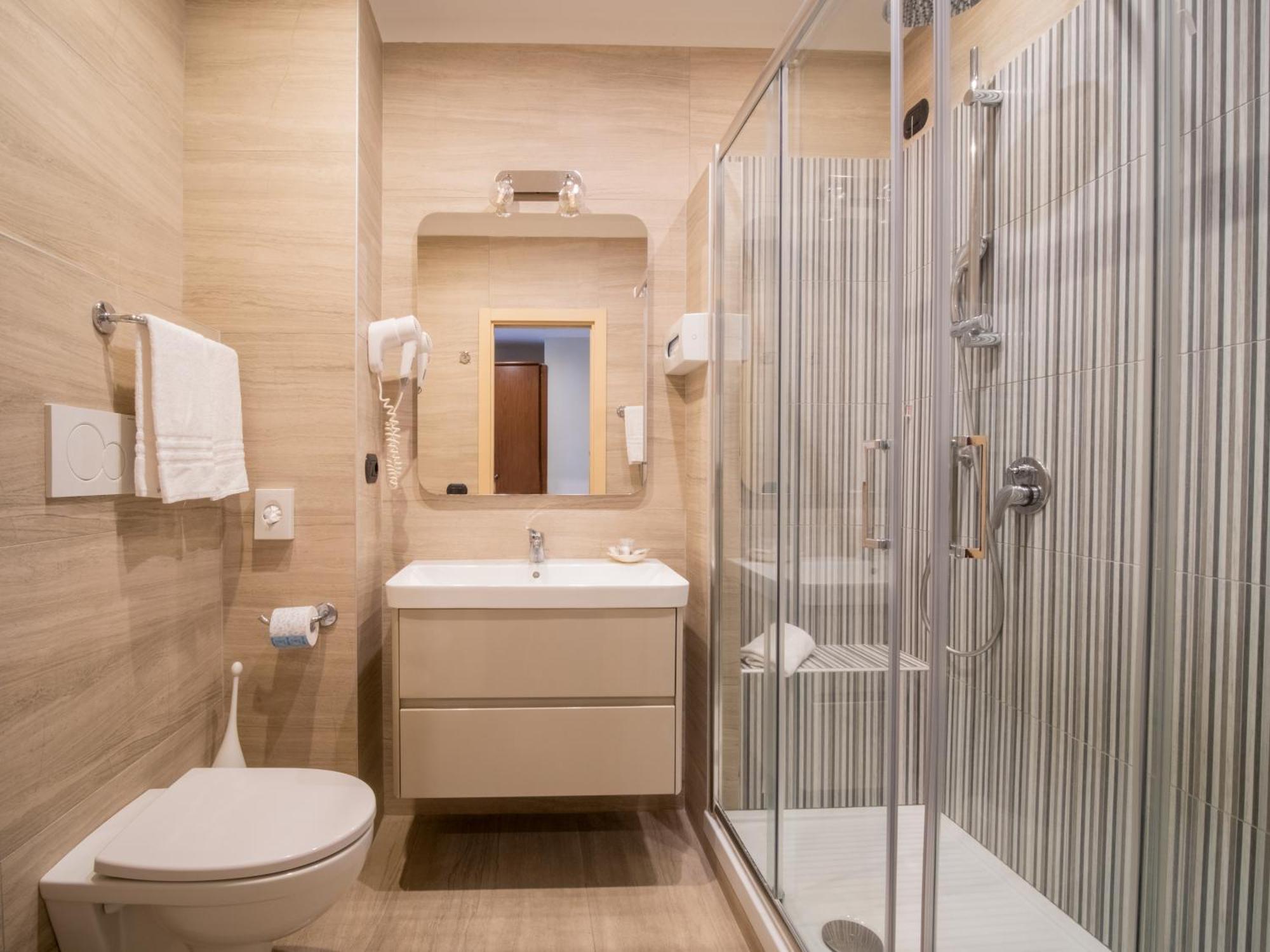 Superior Double or Twin Room,1627201658:JPEG