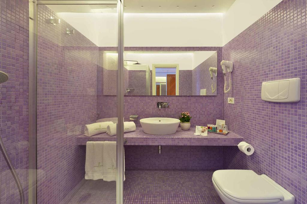 Deluxe Double or Twin Room with Sea View