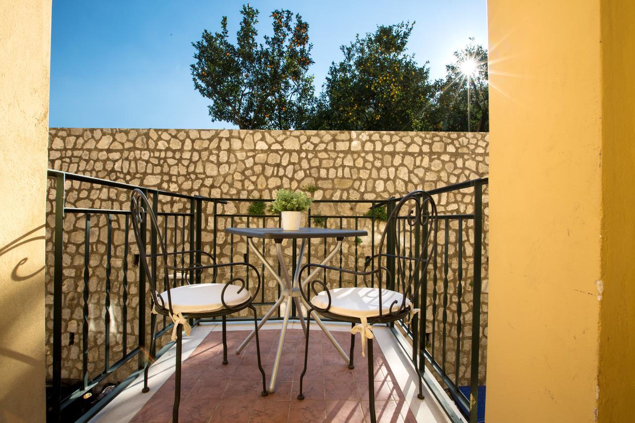 Deluxe Room,612943145:JPEG