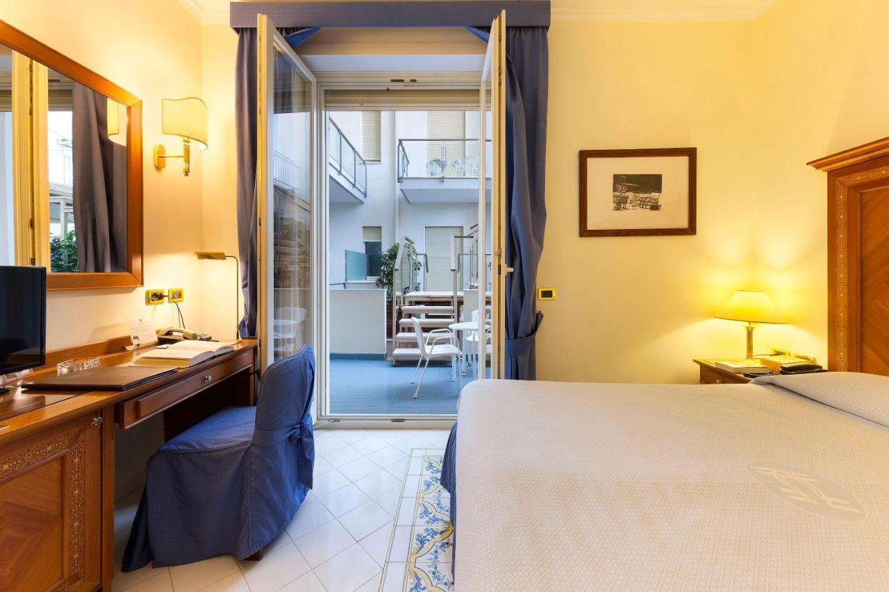 Double Room with Internal View