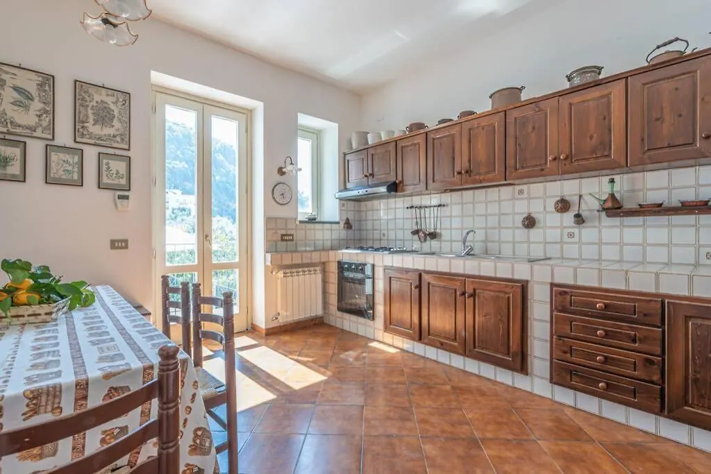 Casa Gege', For Up To 5 Guests, Shared Pool, Sorrento Center-1
