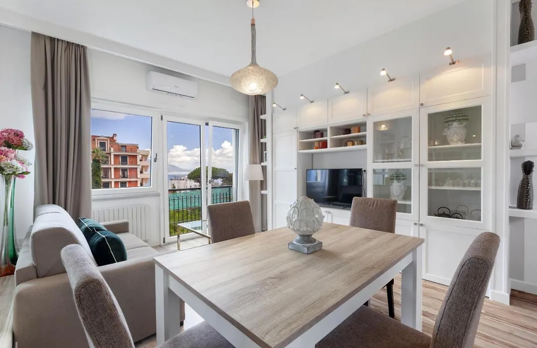 Amore Rentals - Bed And Breakfast Sorrento 7 Flat-1