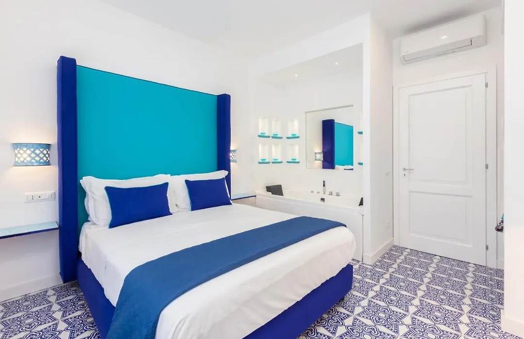 Blue Splendor Sorrento Apartment-1