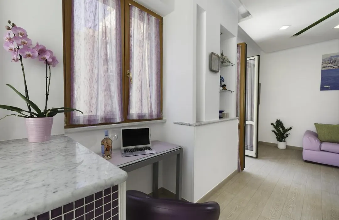 Amore Rentals - Rose Sorrento House-1