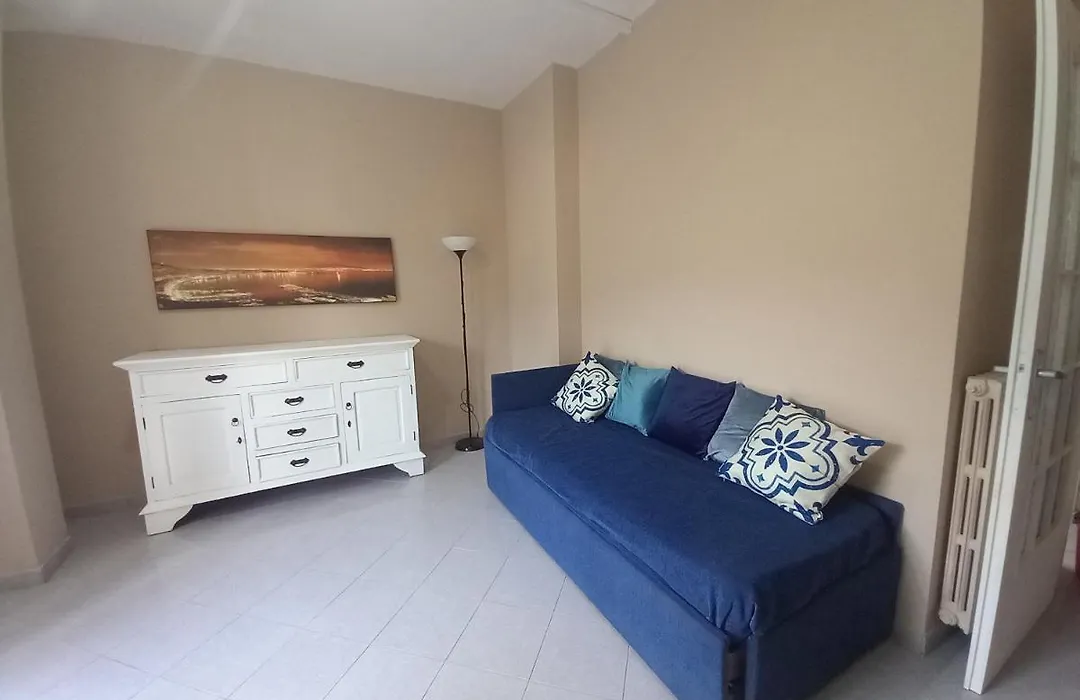 Sun Suite Sorrento Center-1