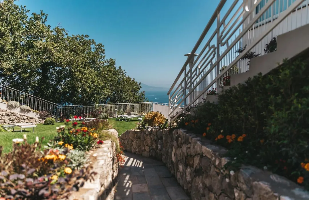 Amore Rentals - Villa Sacco-1