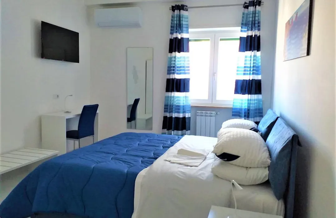 Sorrento Blue Eyes Apartment-1