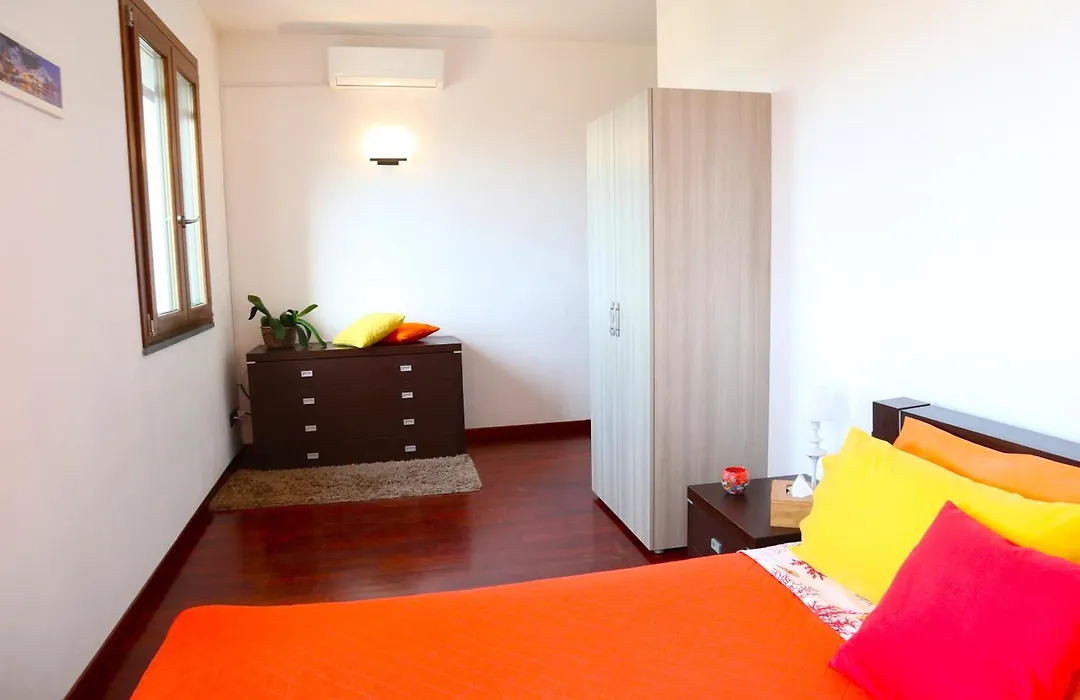 B&B Da Chiara Sea Sight-1