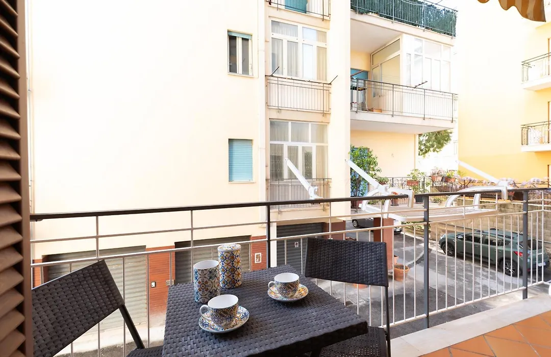 YourHome - Casita Linda Sorrento-1