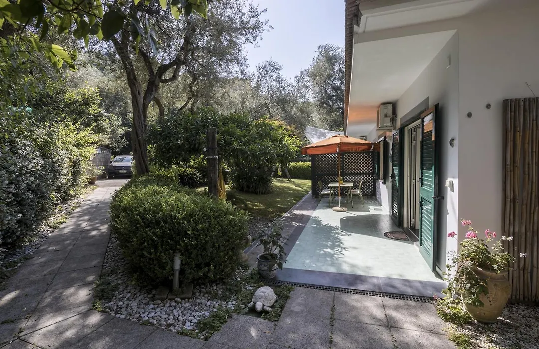 Casa Mary Family Apartment-1
