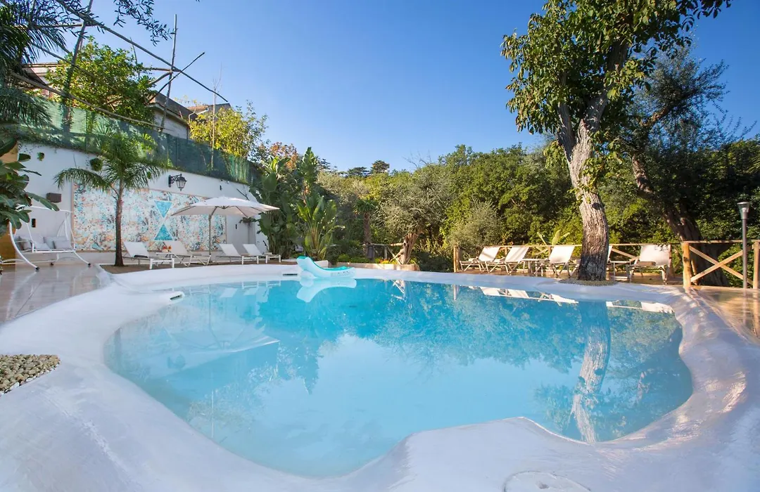 Amore Rentals - Villa Nina-1