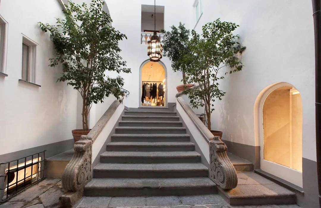 Amore Rentals - Appartamento Caruso-1