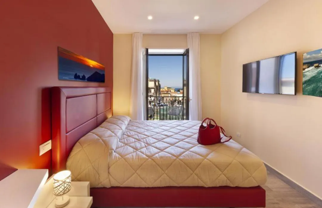 Parco Tasso Guest House-1