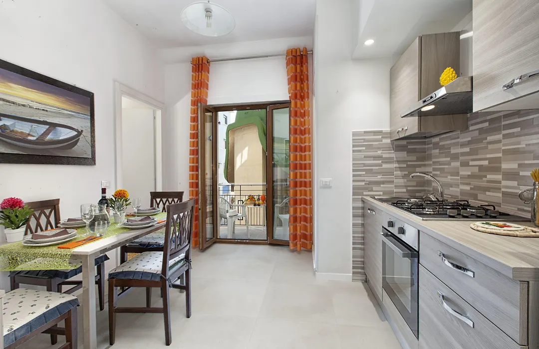 Lovely Bed And Breakfast In Center Of Sorrento-1