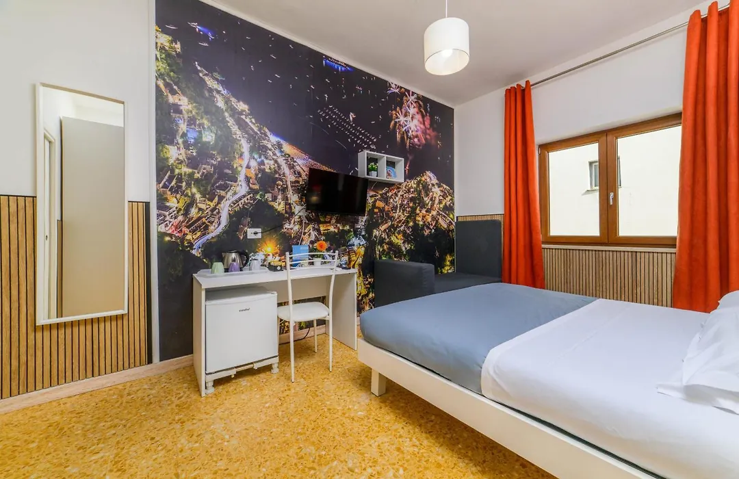 Sorrento Mahal Kita Lovely 6-Bed In Sorrento-1