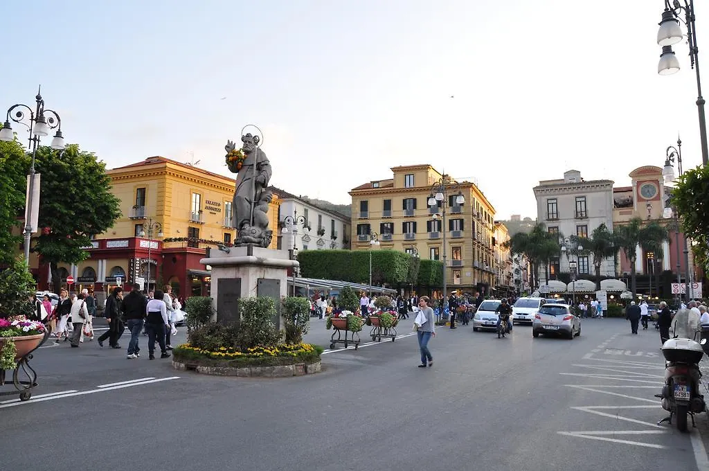 Tasso Apartments-1
