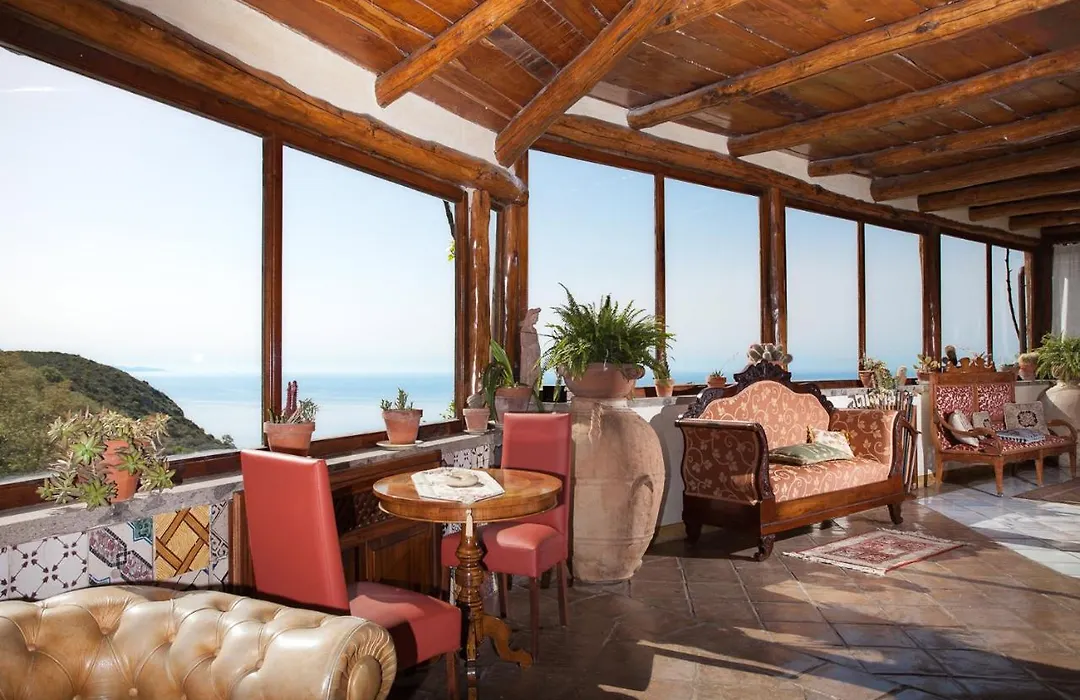 The Sea Farmhouse-1