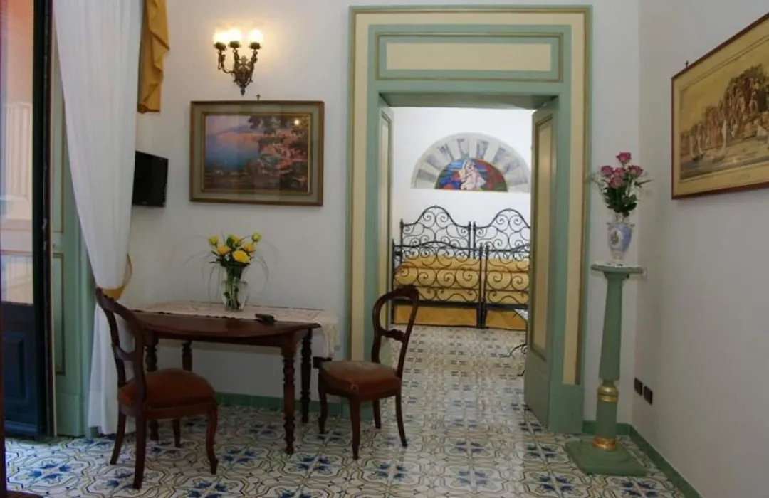 Old Taverna Sorrentina-1