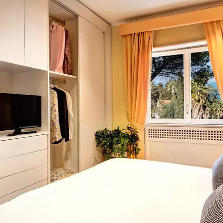 Woody Home Sea View-3