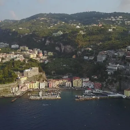 Golden Home Sorrento-3