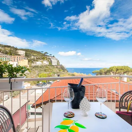 Sorrentovibes - Luxury Home Sea View & Jacuzzi In Sorrento Centre-3