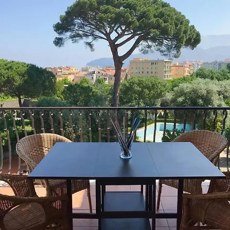 Cozy Sorrento Apartment-3