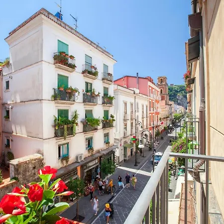 Sorrentovibes-3