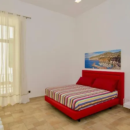 Sara Luxury Apartament 2-3