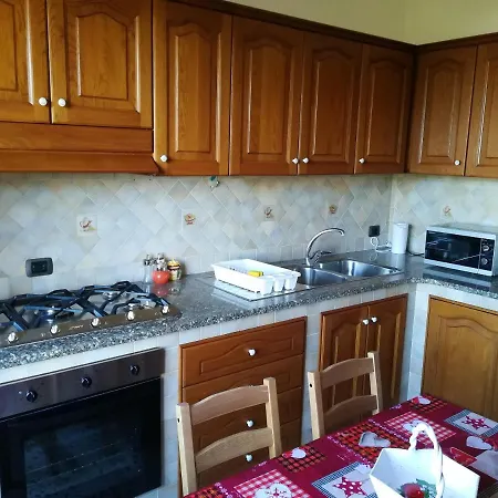 One Bedroom Appartement With Furnished Garden And Wifi At Sorrento 1 Km Away From The Beach-2