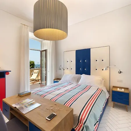 Amore Rentals - Appartamento La Terrazza Sul Porto 2-3
