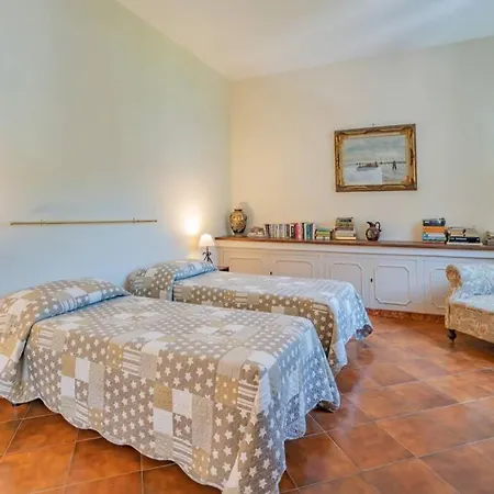 Casa Gege', For Up To 5 Guests, Shared Pool, Sorrento Center-3