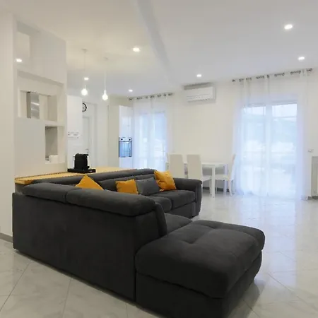 Maison Mira-3