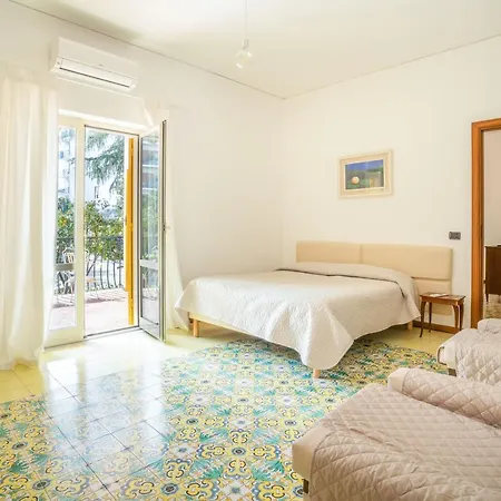 Sorrento Pool Apartment-3