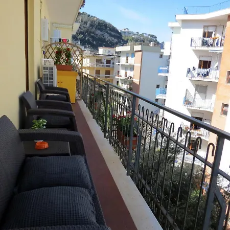 Syrene Apartment-2