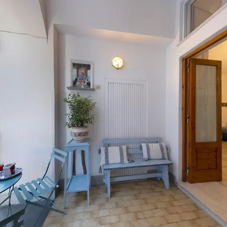Marine Style Home In Sorrento By The Sea-2