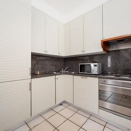 De Vivo Realty - Marea Suite Sorrento-3