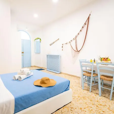 Marina Grande Apartment-3
