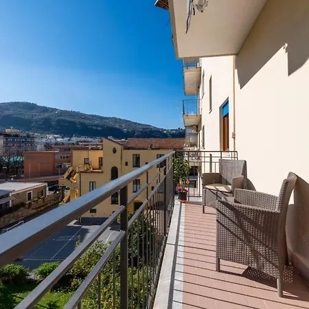 Sorrentovibes - Two Bedrooms New Family Home In Sorrento Center-3