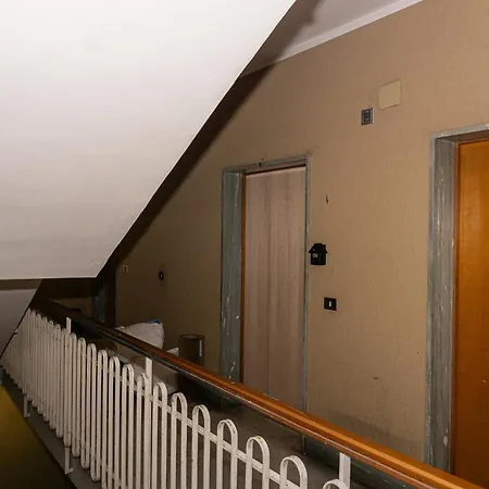 A.I.R. Sorrento Apartment 2-3