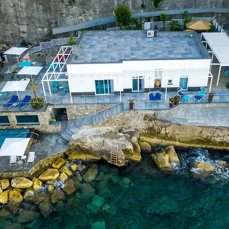 Amore Rentals - Villa Del Maggiore-3