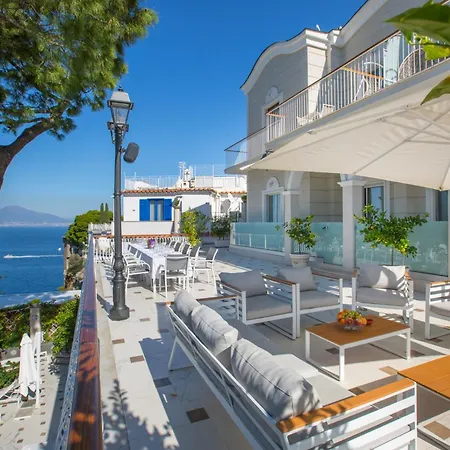 Amore Rentals - Villa Nina-2