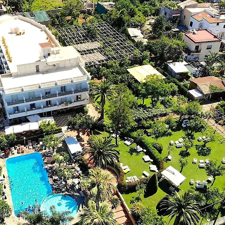 Hotel Alpha-2