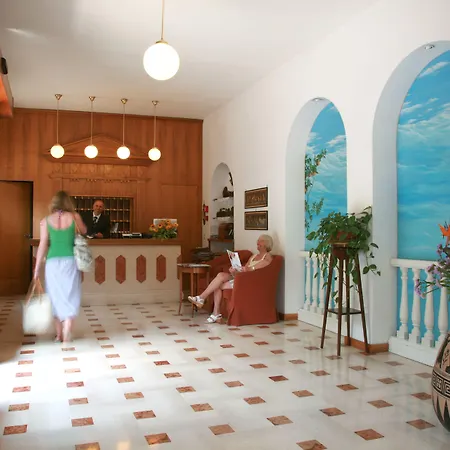 Hotel Girasole-2