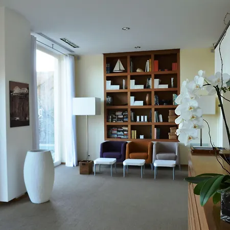 Rota Suites-2