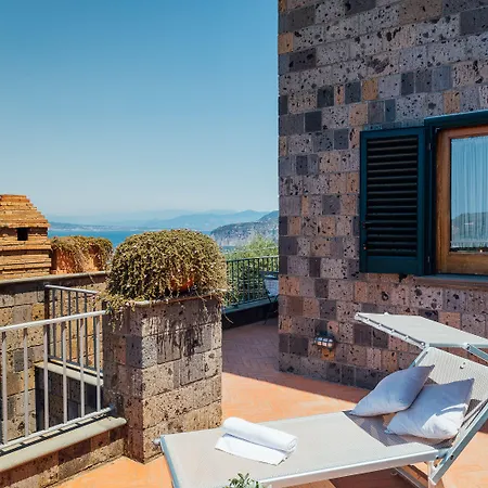 Villa Carolina Sorrento Private Heated Pool And Sea View-2